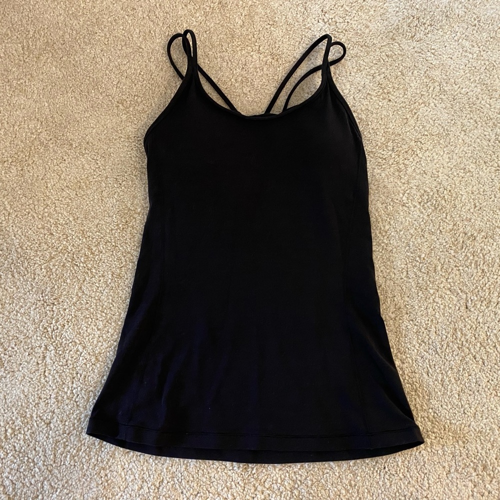 Lululemon — black women’s Lululemon workout tank top with built-in support - Picture 2 of 2